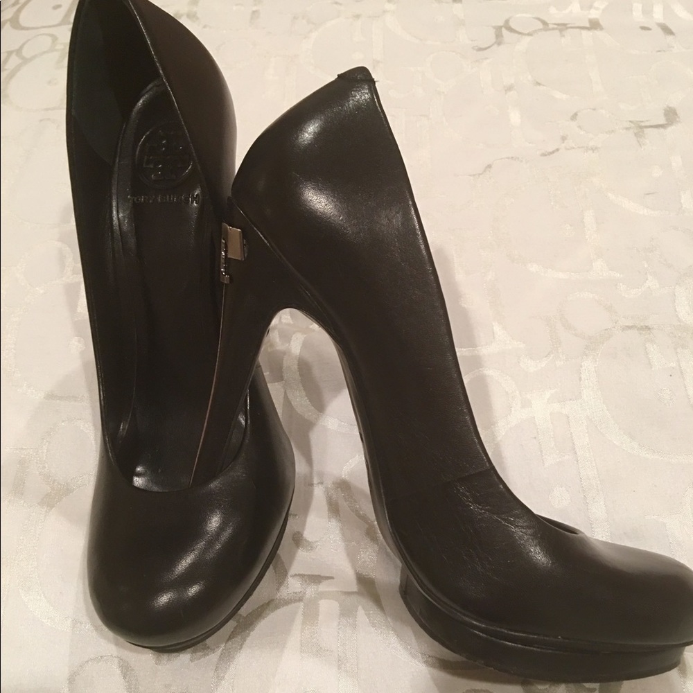Tory Burch Black Elegant Evening Shoes, Size 9 Gem